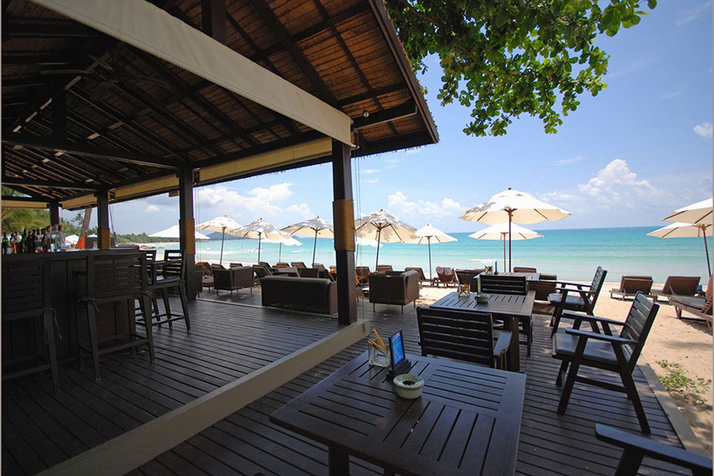 Impiana Beachfront Resort Chaweng Noi, Koh Samui Exterior photo