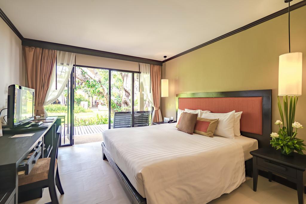Impiana Beachfront Resort Chaweng Noi, Koh Samui Exterior photo