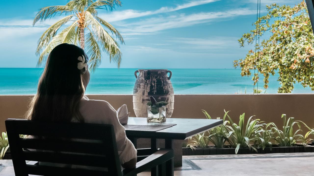 Impiana Beachfront Resort Chaweng Noi, Koh Samui Exterior photo